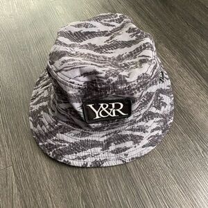 Y&R Gray Patterned Bucket Hat